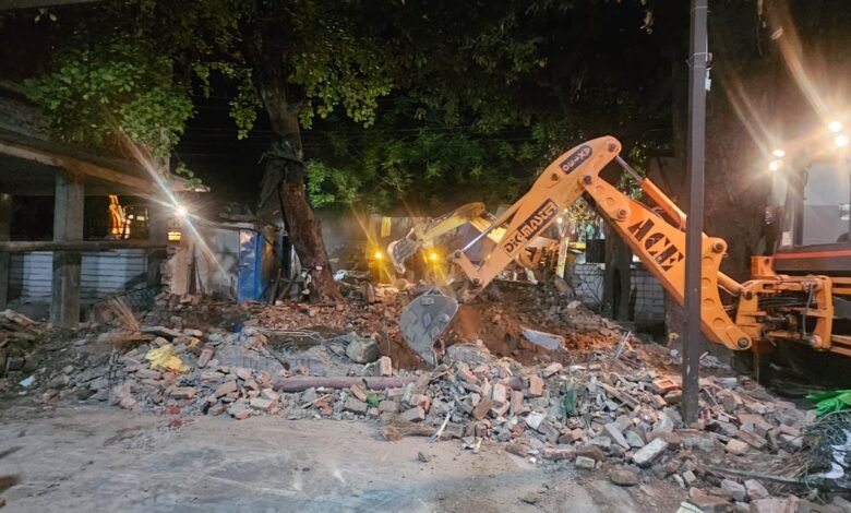 Bulldozer runs on illegal shrine