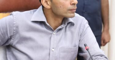 DM revived Rihan studie