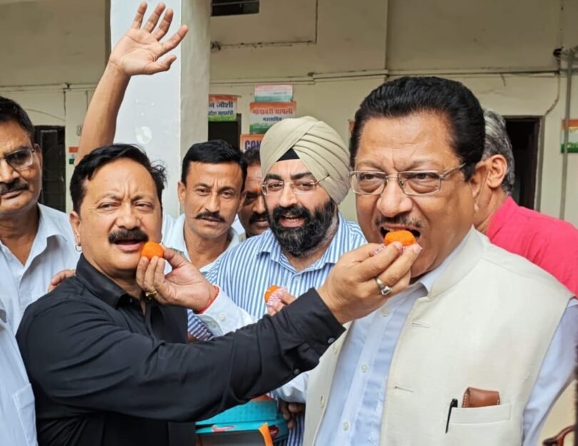 Congress celebrate Panchayat election