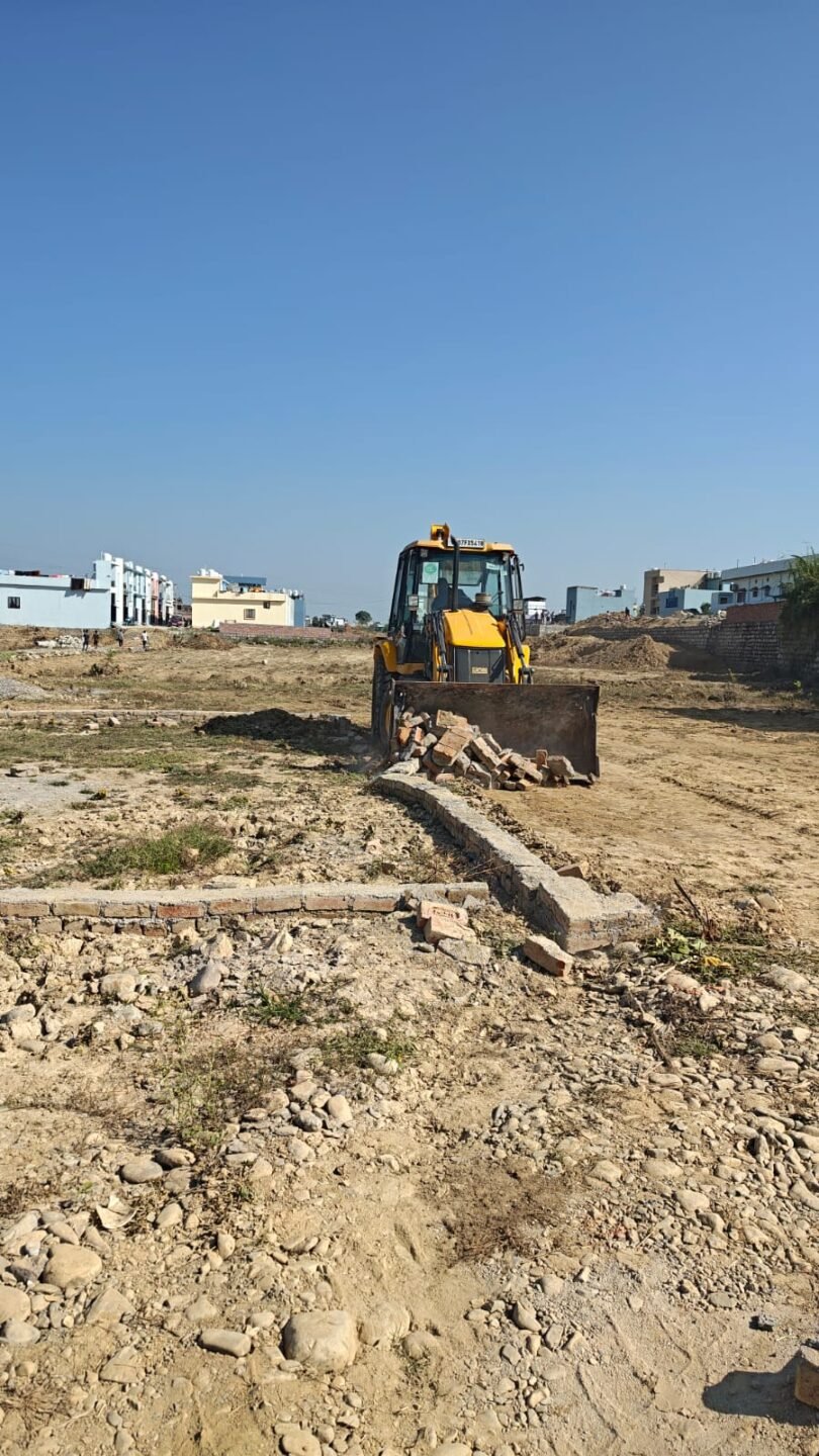 Illegal plotting and constructions