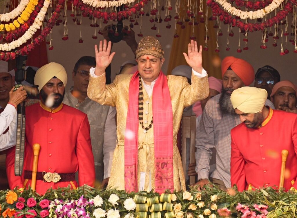 hoisting of Shri Jhanda Ji